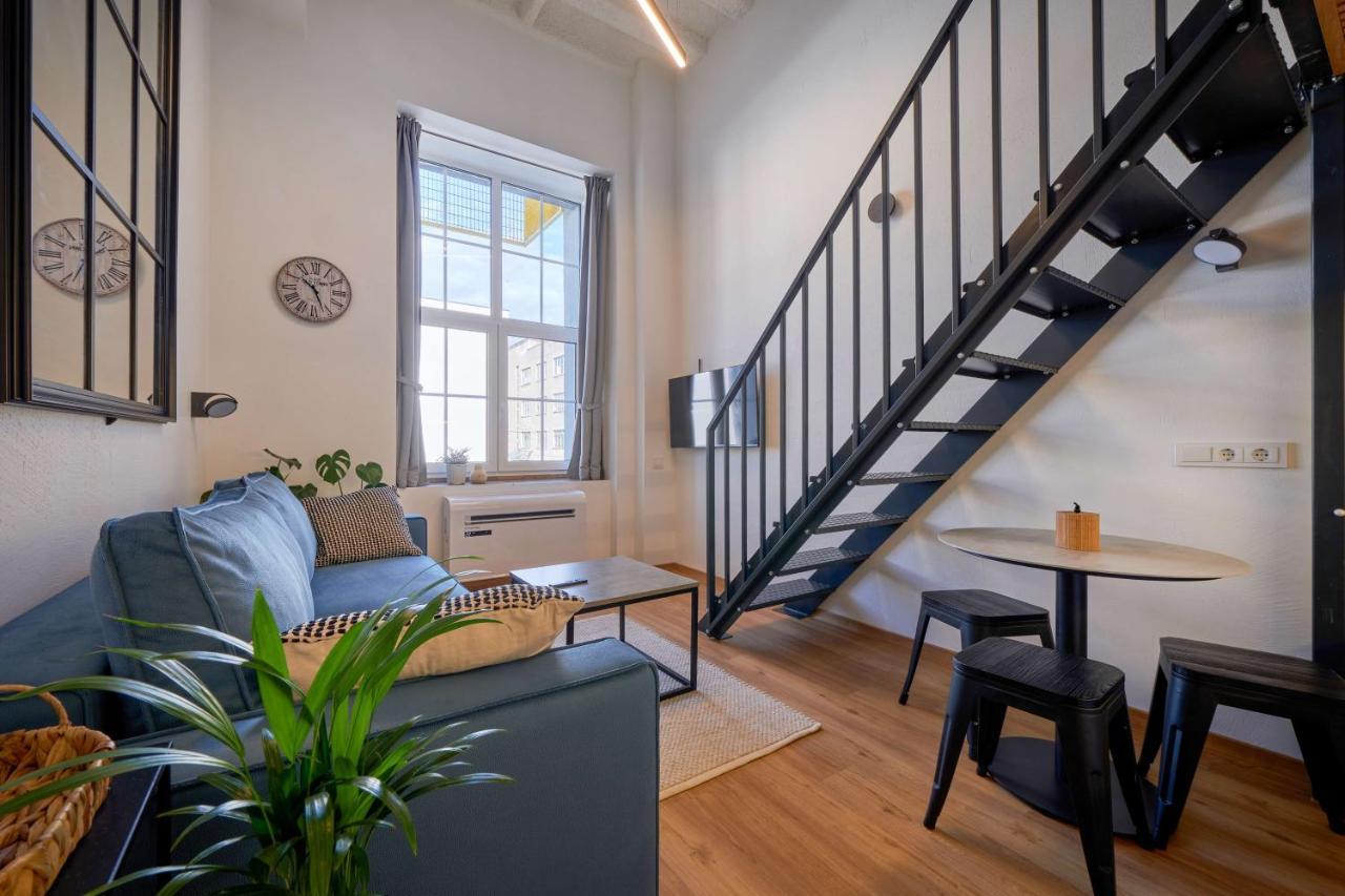 Queen Barbora Central Lofts คอนัส ภายนอก รูปภาพ